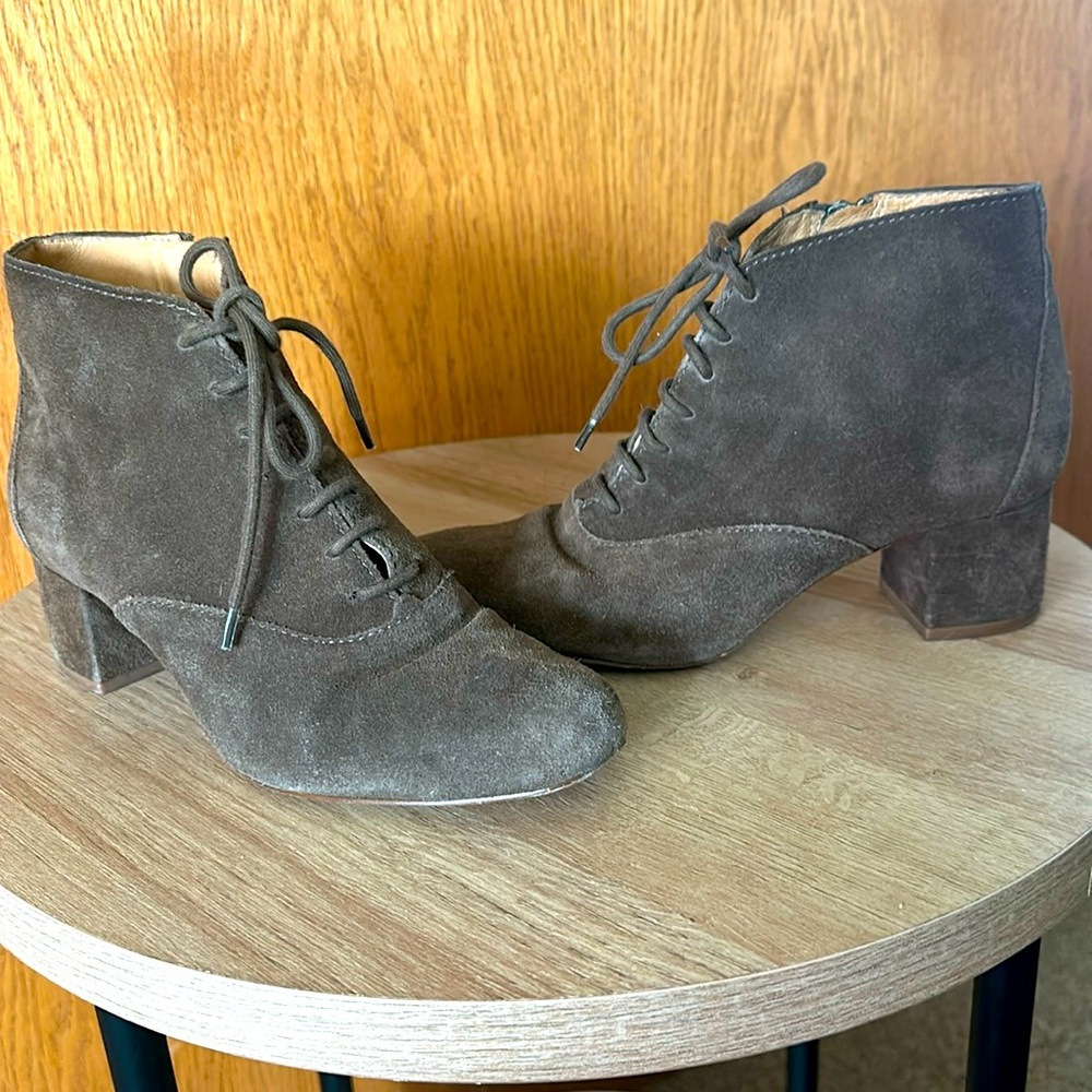 Madewell Macey Lace-Up Suede Booties Size 7.5